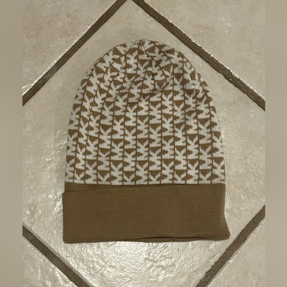 MICHAEL KORS Logo Beanie One Size Like New